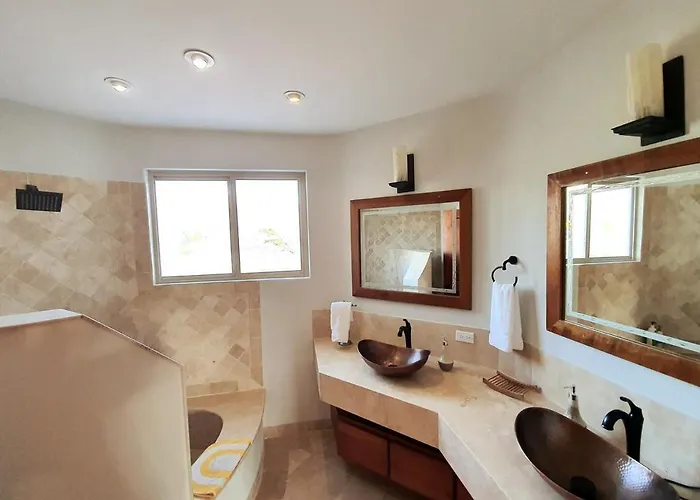 5 Min Walk - Private Casa Shona 5 Bedroom