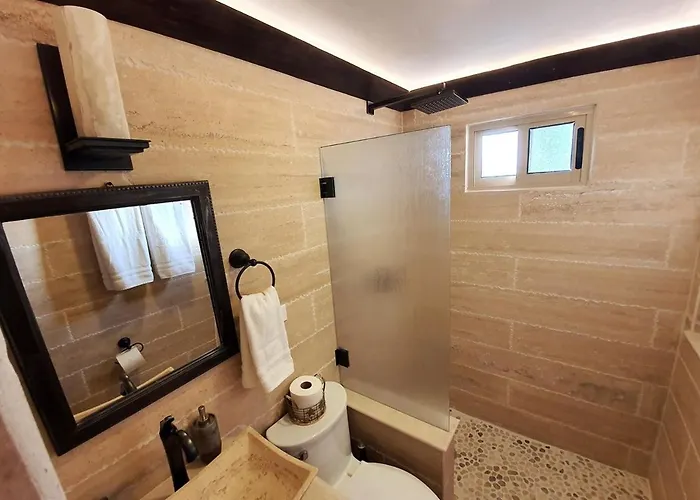 5 Min Walk - Private Casa Shona 5 Bedroom