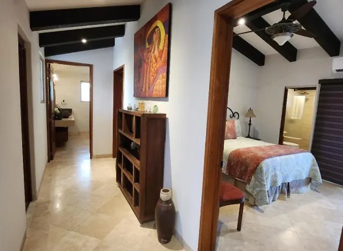 5 Min Walk - Private Casa Shona 5 Bedroom San Jose del Cabo